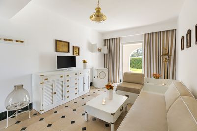Junior Suite  (1).jpg
