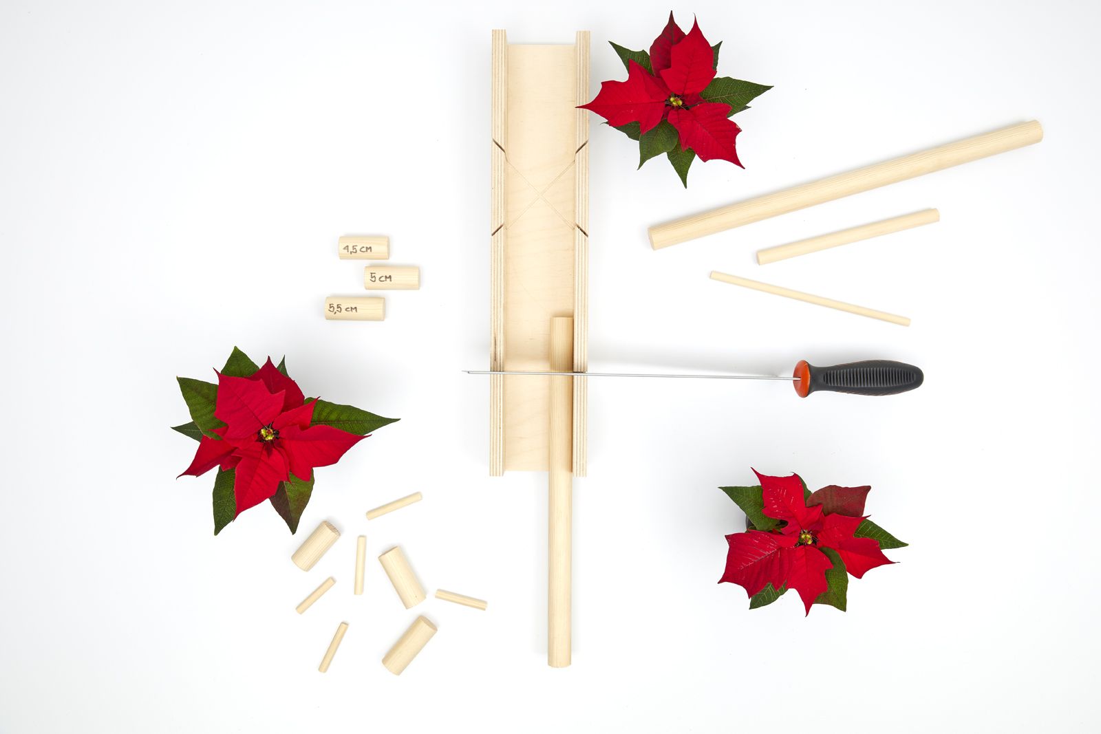2022_poinsettia_02120_DIY_Wooden_Star_for_Advent_02.jpg
