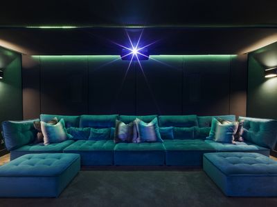 Perfect-Stays-Seaglass-House cinema room.jpg