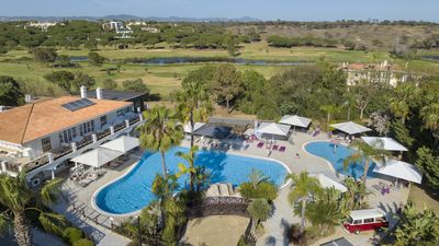 Martinhal Quinta M Bar Pool Aerial.jpg