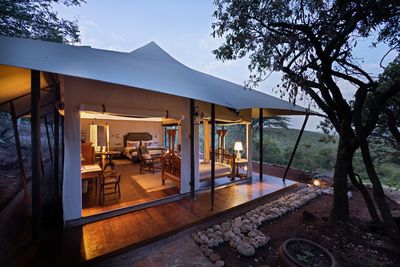 Kudu Double Tent Exterior -059-1.jpg