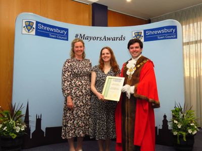 Lizzie Meadows and Molly Haywood from The Field Studies Council with Mayor Councillor Alex Wagner .jpg