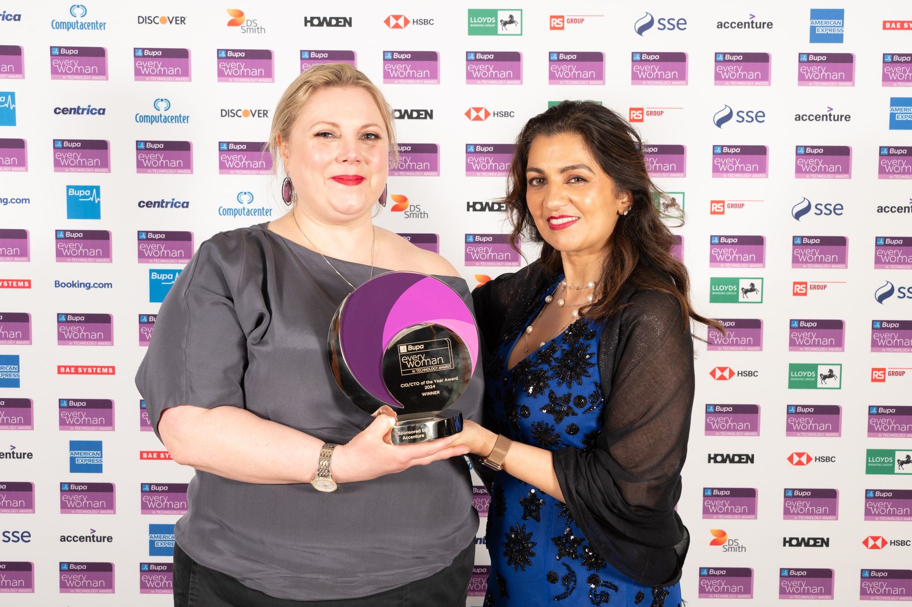 Sarah Cunningham, winner of the CTO/CIO of the Year Award - Sponsored by Accenture, at the 2024 Bupa everywoman in Technology Awards