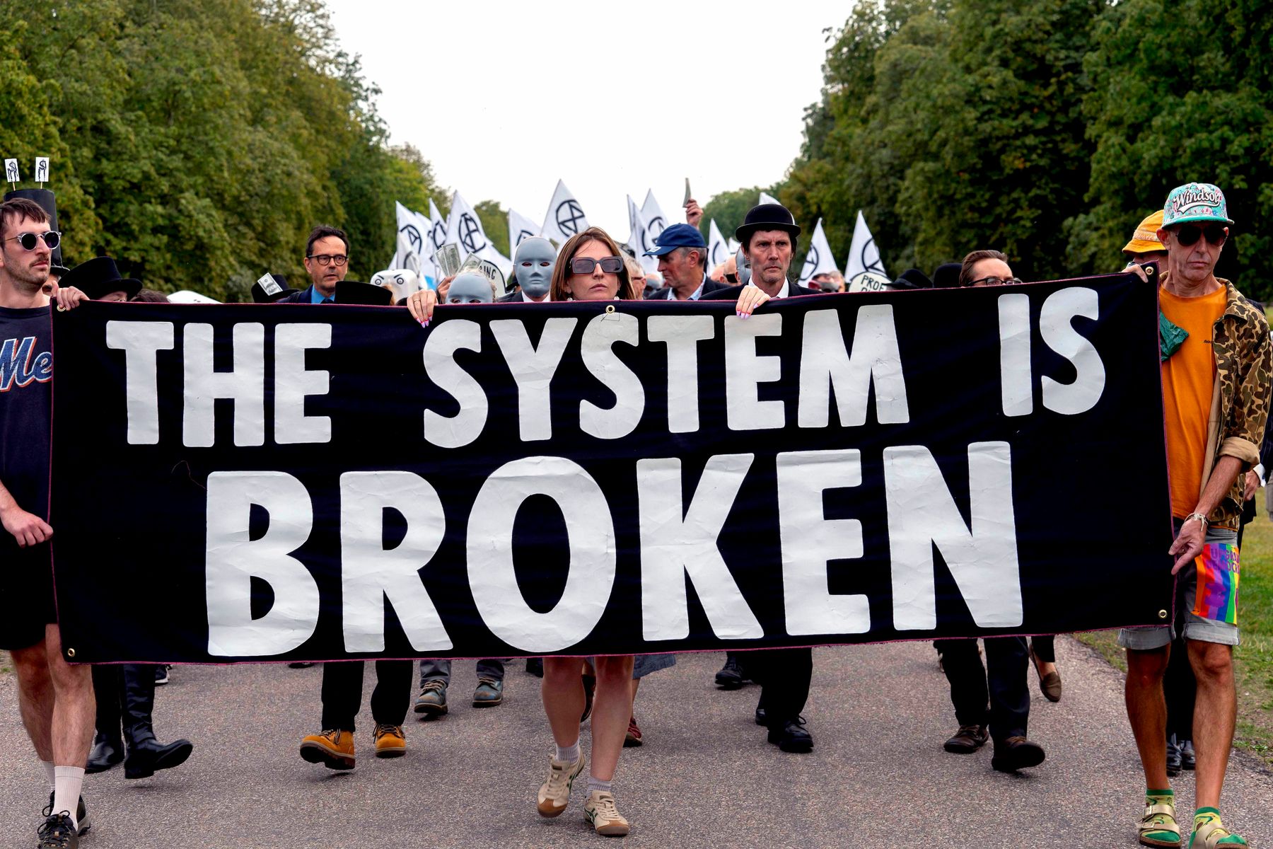 Upgrade Democracy_Windsor - Credit Extinction Rebellion UK 2.JPG