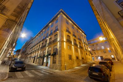 Martinhal Chiado FacadeDusk.jpg