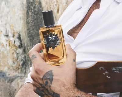 DG_FF_25_EC_PRODUCT_12_DEVOTION_FOR_MEN_PARFUM_100ML_8054754403138_JPG_5_4_300DPI_CMYK.jpg