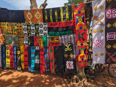 AdrinkaClothKumasi_Ghana[1].jpg