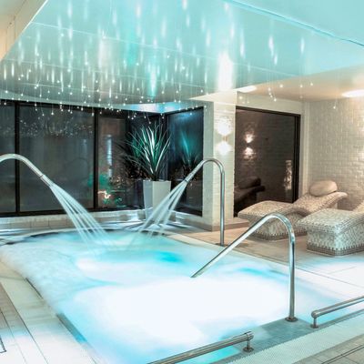 Moddershall Oaks Country Spa Retreat.jpg