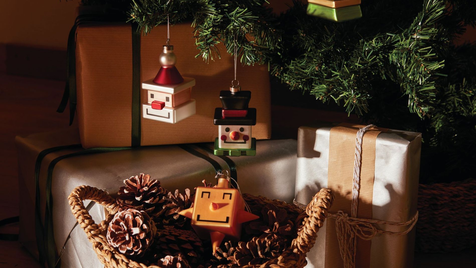 2000px Black By Design, Alessi  Snow Cube Glass Christmas Ornament, £22, 8499777.jpg