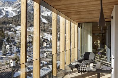 HdL_Terrace with a view_ph Helenio Barbetta.jpg