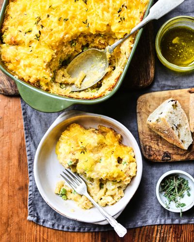 Macaroni ‘Cheese’ & Cauliflower Bake 