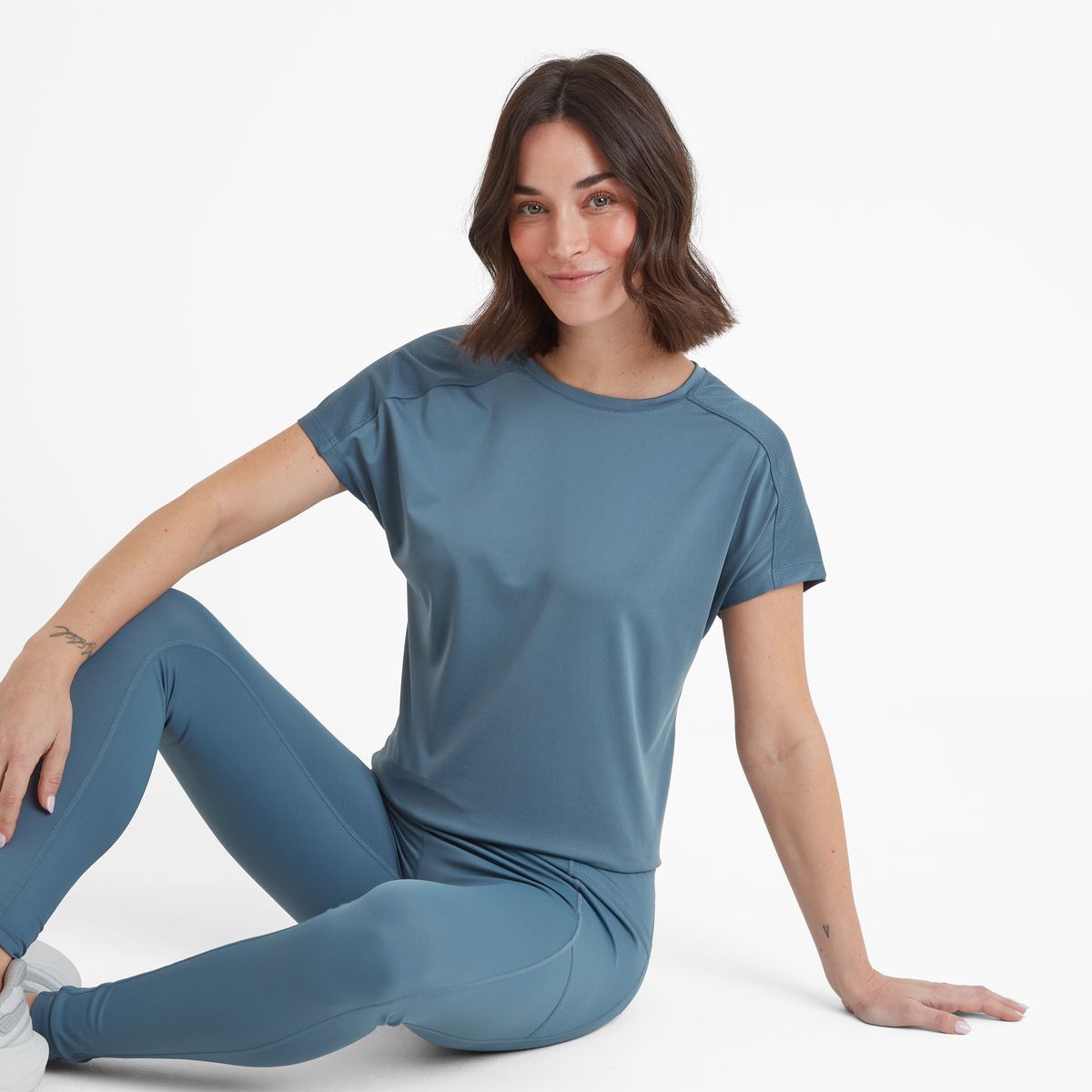 Moorley Women's Tech Short Sleeve Top - Blue Dolphin