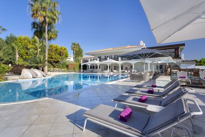 Martinhal Quinta_Pool Hangout.jpg