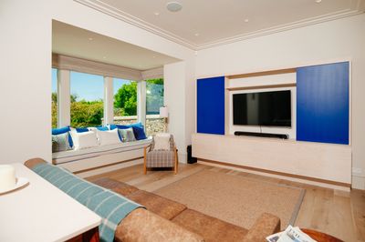 Ednovean-House-living-area-1.jpg
