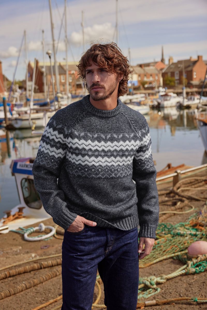 Michael Men's Knitted Jumper - Dark Indigo Marl