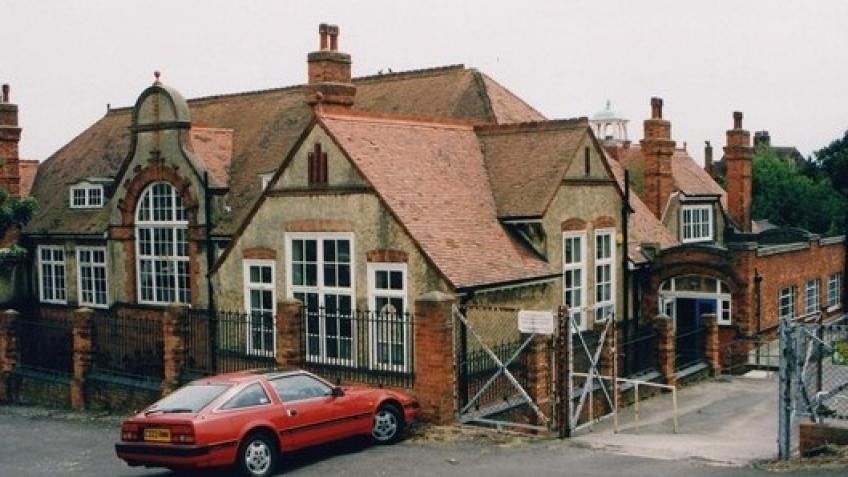 Hillcrest Centre 7.jpg