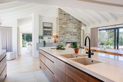 Perfect-Stays-Kew-House-2.jpg