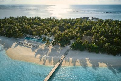 COMO Maalifushi - Aerial Poolside.jpg