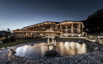 granbaita_dolomites_summer_evening_HQ.jpg