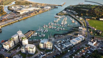 Newhavenfromabove_shutterstock_2054133140.jpg