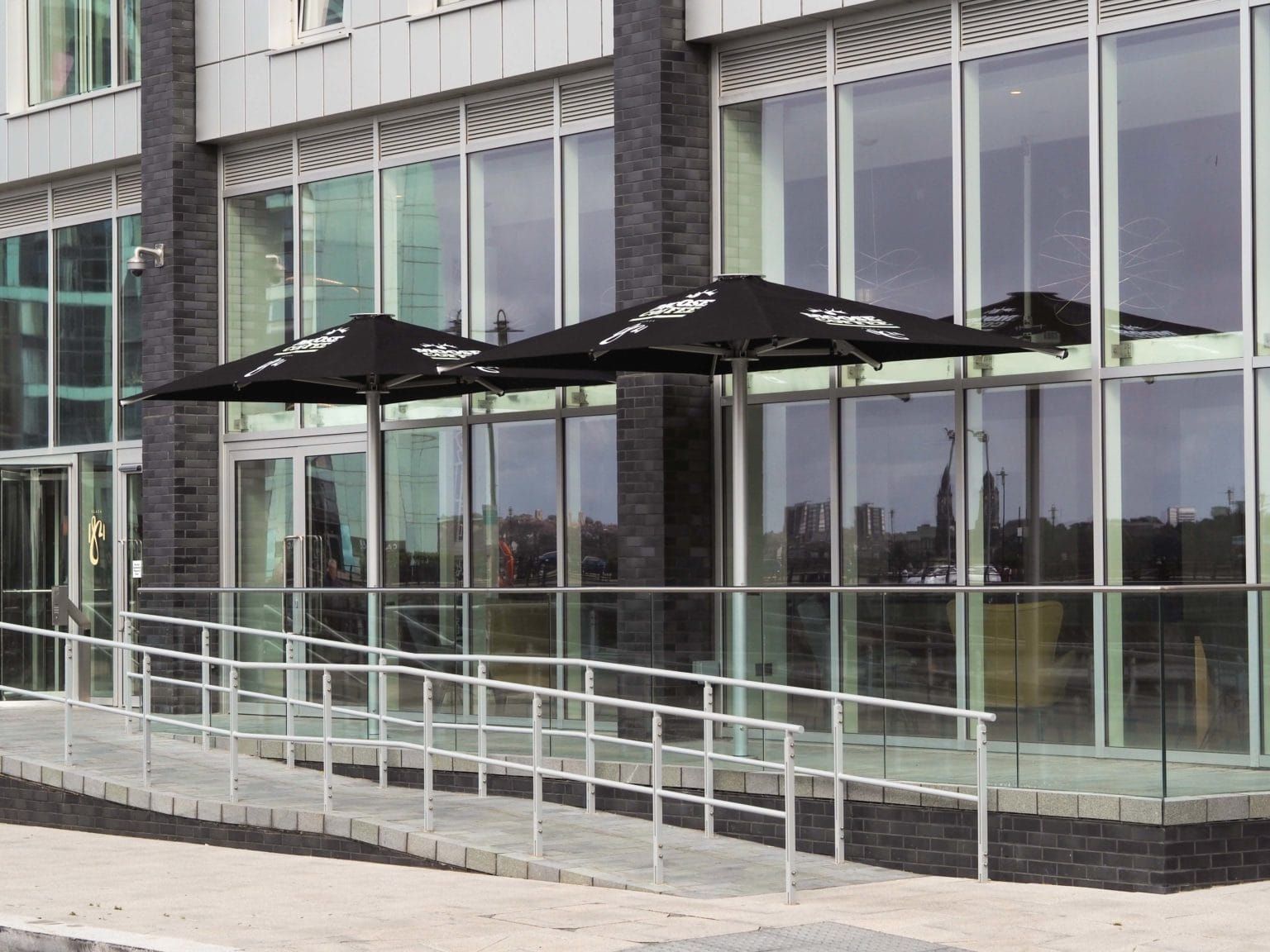 Nova Centre Post Parasol