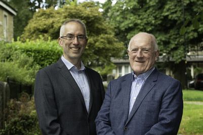 L to R: PinPoint Travel Health and Personalised Diagnostics Limited tech entrepreneurs, Andrew Halliday and Clive Minihan.
