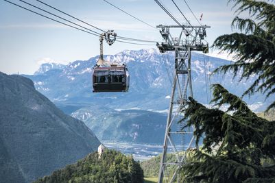 Seilbahn nach Bozen (c)Tourismusverein Ritten Tiberio Sorvillo.jpg
