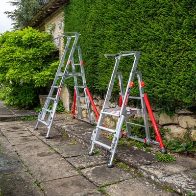 All Terrain Telescopic Platform main retracted