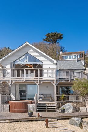 Compass Point - Coverack - Perfect Stays - Edward Jose (6).jpg