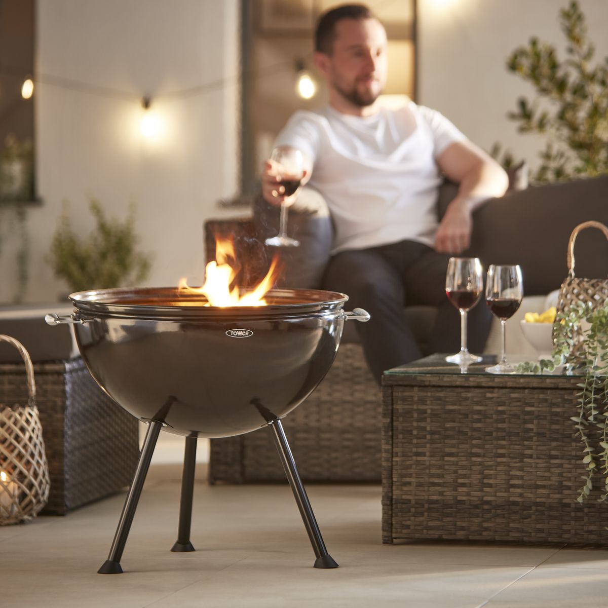 T978512 Tower Sphere Pit n Grill-1.jpg