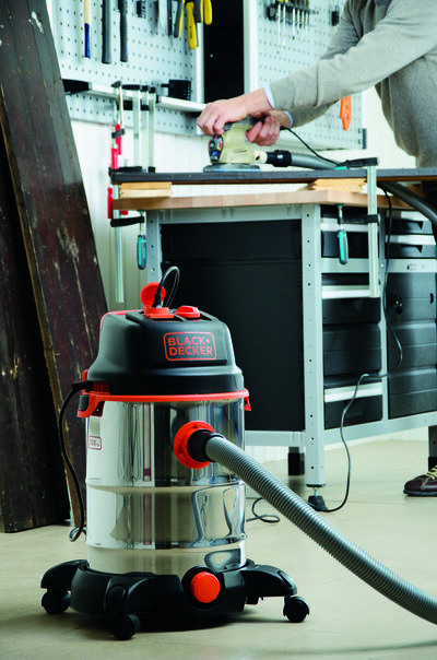 BXVC30XTDE - BLACK+DECKER WET & DRY VACUUM 3.jpg
