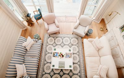 The Yellow Cottage - Perfect Stays - 3.jpg