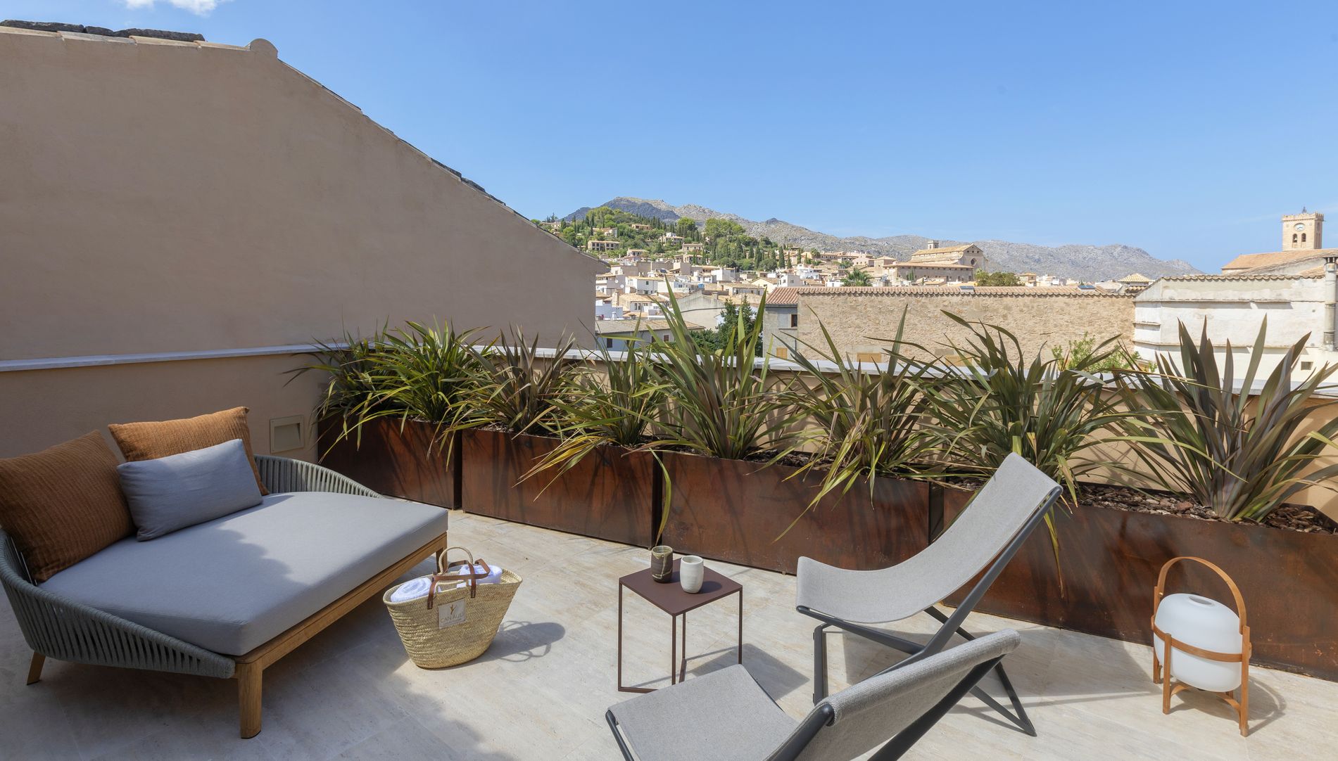 Terrace Suite .jpg