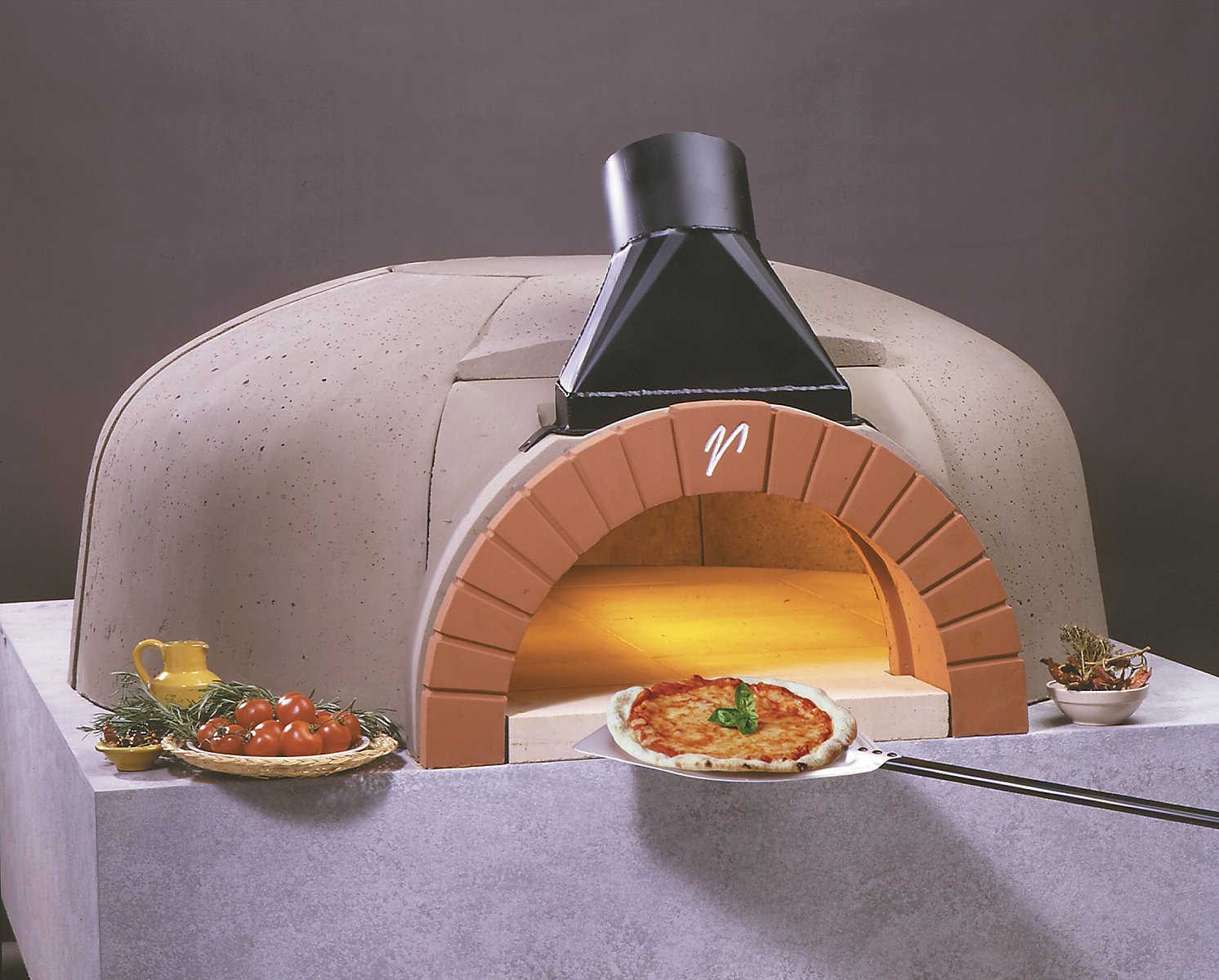Esperto home-cooks' wood-fired pizza oven from Valoriani UK