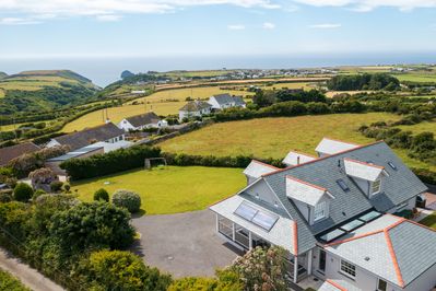 The-Paddock-Trebarwith-Strand(1).jpg