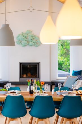Perfect-Stays-Tregully-living-area-2.jpg