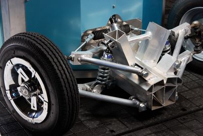 Firefly Sport front chassis and axle assembly