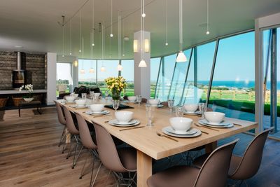 Perfect-Stays-Pentyak-living-area-2.jpg
