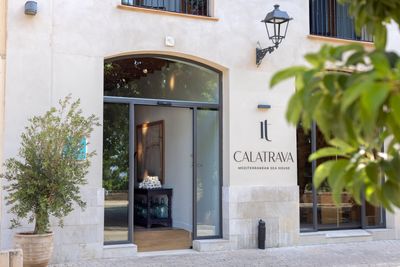 Calatrava Entrance