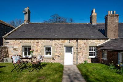 Wren Cottage_Press Selection (3).jpg