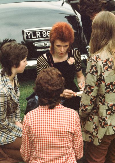 ©GM David Bowie meeting fans at Winter Gardens Bournemouth - UK tour 1973.jpg