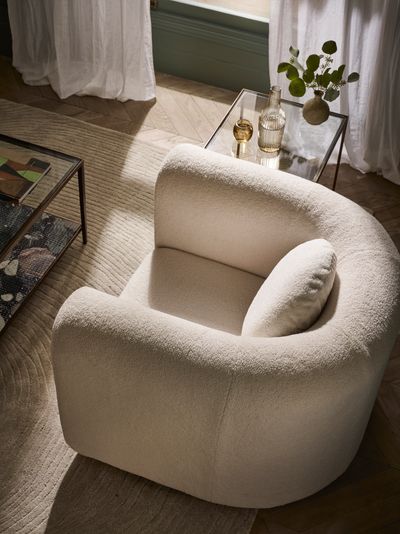 Bonnie Curved Armchair