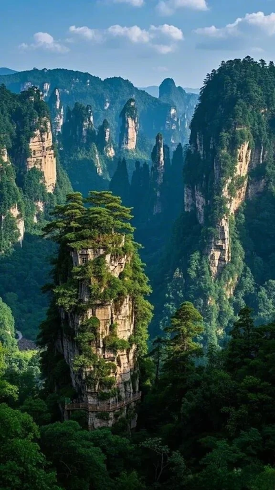Zhangjiajie National Park (3).png