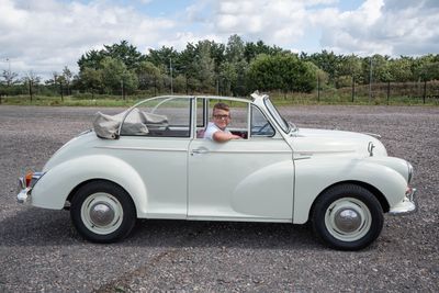 10-17s can drive a Morris Minor with Young Driver