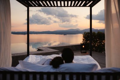 Alex_Moling_web_sky_pool_suite_deluxe_7.jpg