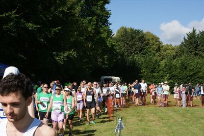 Runners on their way to the start line.jpg