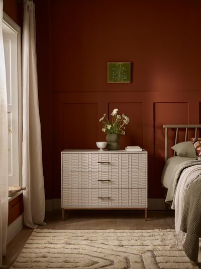 Ivy Chest of Drawers