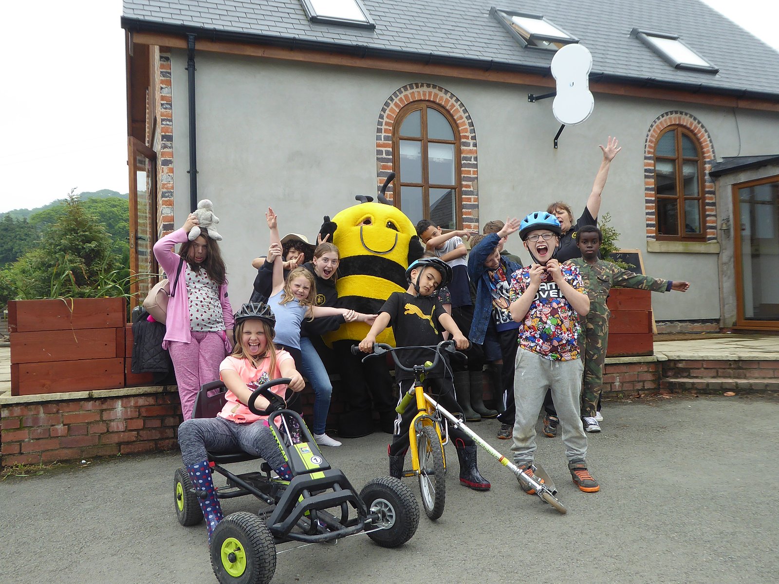 Picture of children on a Honeypot charity respite break