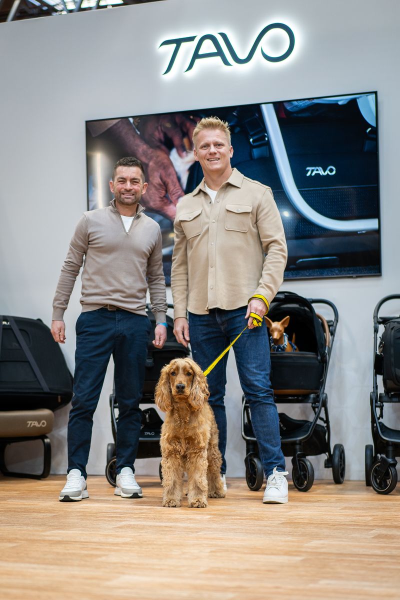 Dr Scott Miller and Adem Fehmi launching Safer Inside from Tavo Pets at Crufts 