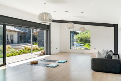 Perfect-Stays-Noordhoek-yoga-studio.jpg